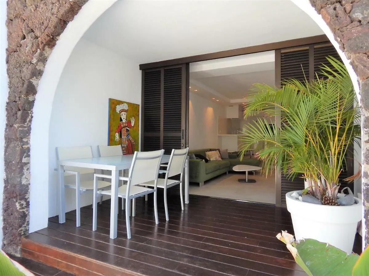 Beautiful Beachfront Apartment Playa de las Americas  0*, Playa de las Americas (Tenerife)